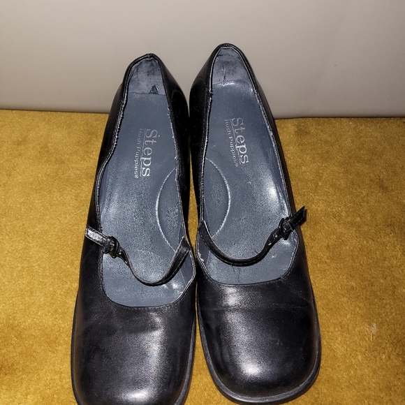 Hush Puppies, Size 9.5M, Style Lucca II (Lucca 2) - Picture 2 of 5